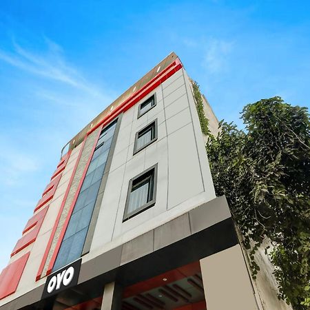Collection O The Leaf Paradise Lucknow Exterior photo